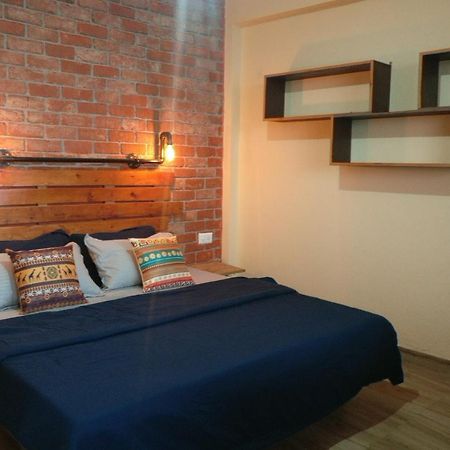 White Rabbit Guest House Дхарамсала Екстериор снимка